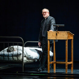 Ann-Kathrin Kramer und Harald Krassnitzer spielen in Chocolat.